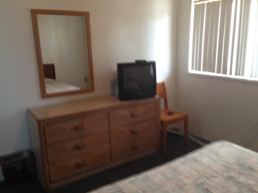 Southwind Motel Stuart Cameră foto